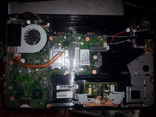 Piezas Laptop Toshiba Satellite C855 S5108 Por Partes (Usado)