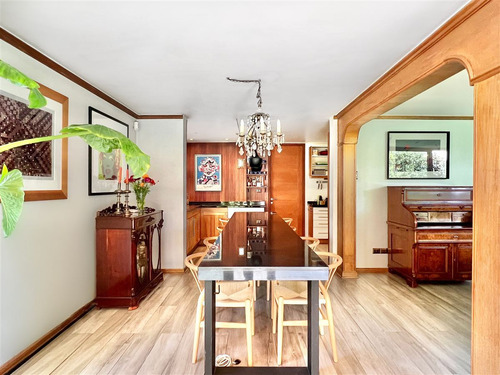 Remodelada: Alonso De Córdova / Los Laureles / Mañío
