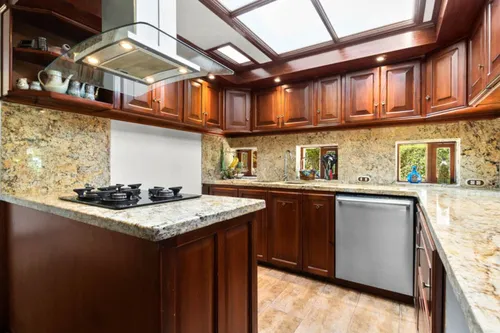 Casa En Arriendo/venta En La Calera. Cod A16580