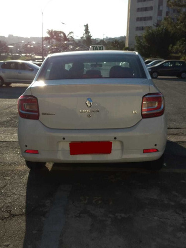Renault Logan 2015 1.6 Dynamique Hi-power 4p