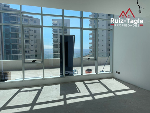 Imagen 7 de 13 de Oficina Tipo Loft. Con Una Gran Vista A Bosques De Montemar