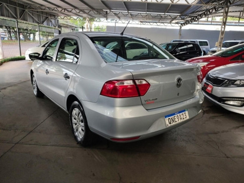 Imagem 4 de 8 de Volkswagen Voyage 1.6 Msi Totalflex Comfortline 4p Manua...