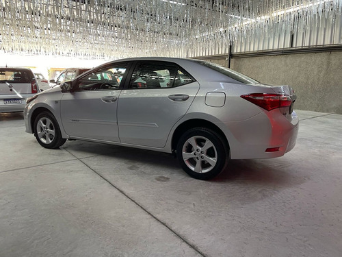 Toyota Corolla 1.8 Gli 16V Flex 4P Automático