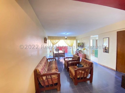 Imagen 2 de 30 de Apartamento En Venta Al Este De Barquisimeto Rah 23-15190 //invierta Seguro Con Rentahouse//