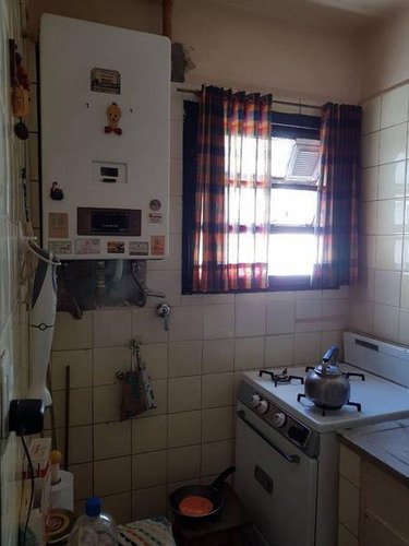 Imagen 5 de 9 de Departamento 2 Amb, 30 M2, Chile 1300, Monserrat Venta