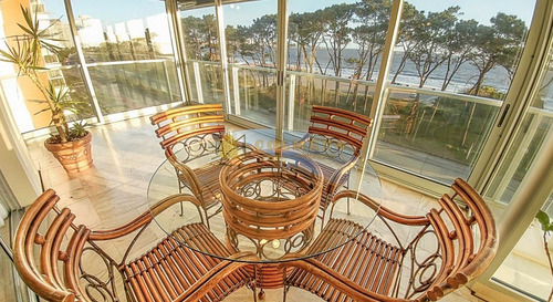 Apartamento En Primera Linea - Consulte!!!!!!- Ref: 2441