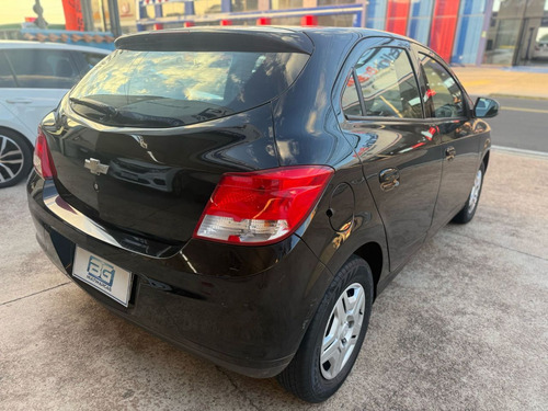 Chevrolet Onix ONIX HATCH LT 1.0 8V FlexPower 5p Mec.