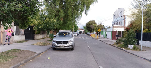 Casa/ Terreno En Venta De 3 Dormitorios En La Cisterna