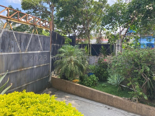 Se Vende Edificio En Las Palmas