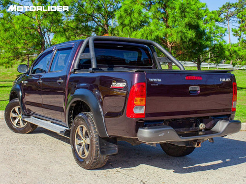 Imagen 3 de 25 de Toyota Hilux Dx Td 2.5 4x2 Extra Full | Permuta / Financia
