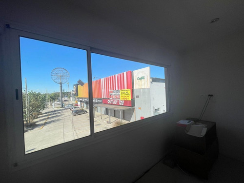 Imagen 8 de 16 de Galpón Comercial 241 M² S/ Colectora De Acceso Oeste - Ituzaingó