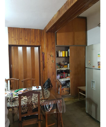 Vendo Casa Mas Dpto En El Centro De Barrio Alberdi