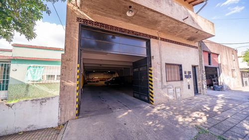 Estacionamiento Venta Villa Luzuriaga