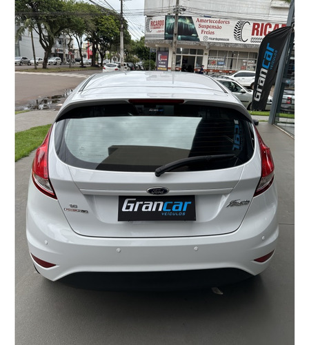 Ford Fiesta 1.6 SE HATCH 16V FLEX 4P POWERSHIFT