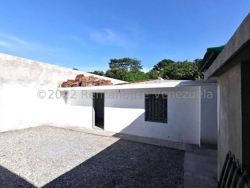 Imagen 25 de 30 de Casas Comercial En Alquiler En Zona Este Nueva Segovia Barquisimeto #23-6730 Daniela Linarez 04245390659