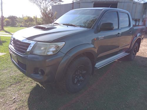 Toyota Hilux Pick-Up Sr 4x4