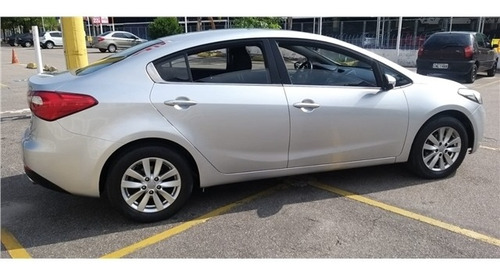 Kia Cerato 1.6 Sx 16v Flex 4p Automático