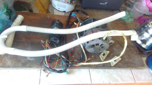 Motor,mangueras De Desagües,capacitador Para Lavadora Mabe 