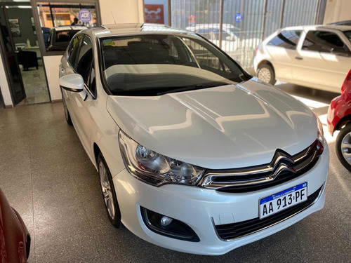Citroën C4 Lounge 2017 1.6 Hdi 115 Feel Pack