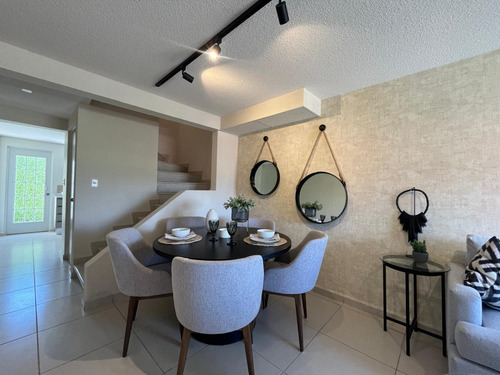 Casa Nueva En Chalco De 2 Recamaras, Opción A Crecimiento A Un Piso Más Y Quedar Con 4 Recamaras