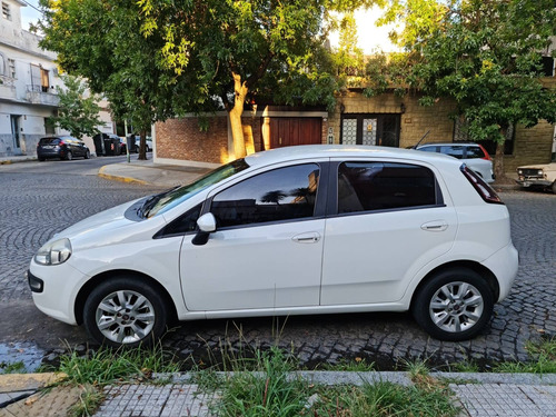 Fiat Punto 1.4 Attractive C/radio Integrada 2013