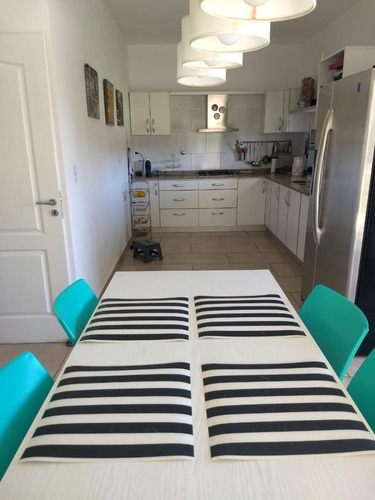 Excelente Casa Moderna Muy Luninosa 4 Dormitorios
