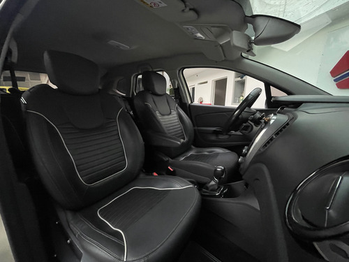 Renault Captur 2.0 Iconic At