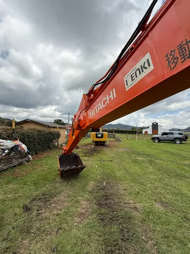Excavadora Hitachi Zaxis 120-3 Modelo 2015