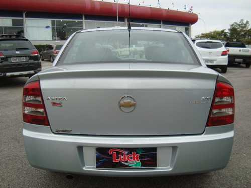 Astra Sedan Advantage 2.0 Flex