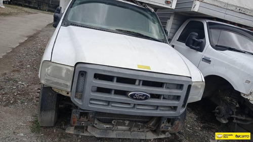 Imagen 2 de 7 de Ford Super Duty 350