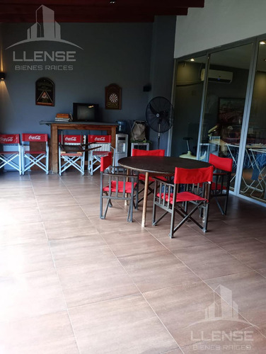 Casa 7 Ambientes Con Local Comercial Aprox 600m2 En 3 Plantas En Venta - Ezpeleta