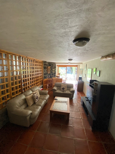 Imagen 23 de 30 de Casa Estilo Mexicano Contemporáneo En Jardines En La Montaña