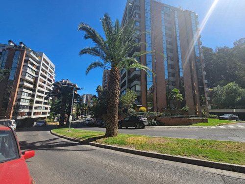 Bosques De La Pirámide, Huechuraba, A Pasos De Supermercados