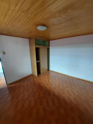 Recuperada Banco, Casa Jose M. Borgoño , San Carlos, Maipú