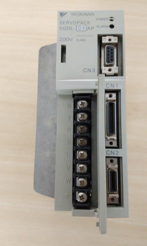 Servo Drive Sgdl-04ap Yaskawa 220v/400w/6a (Usado)