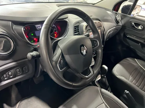 Renault Captur 2.0 Iconic At