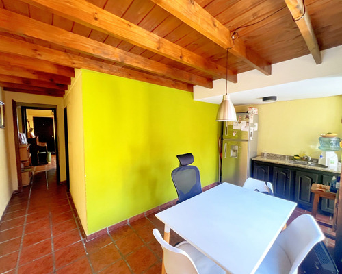 Venta Casa 2 Ambientes Jardín Parrilla Turdera