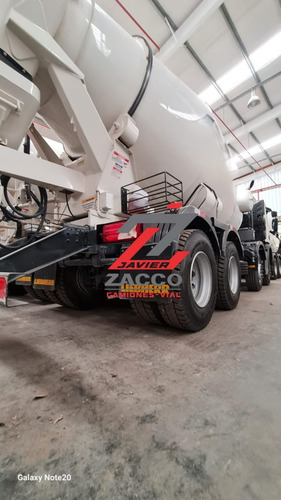 P320 Xt 8x4 Con Mixer 11m³ Motohormigonero Igual A Nuevo