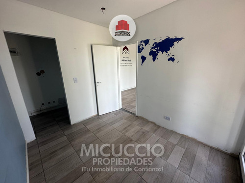 Oficina En Alquiler (n°2), Centro Comercial Torrepueblo, Benavidez