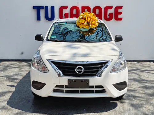 Nissan Versa 1.6 Drive Mt