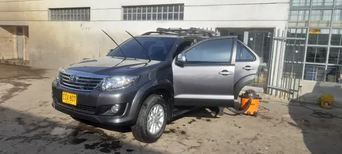 Toyota Fortuner 2.7l 4x2