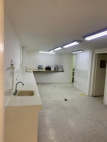 Casa Con Excelente Ubicacion Y Valorizacion. Es Una Muy Buena Oportunidad De Inversion.