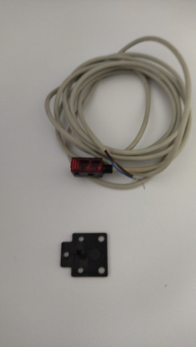 Sensor Baumer Fhdk 07p6901 Fotocelula Autorreflexiva