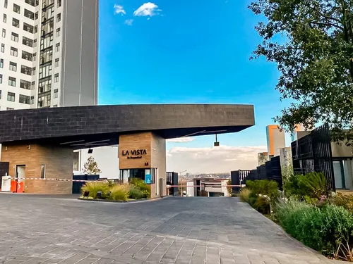 Casa En Venta En Bosque Real Con 3, 4 O Hasta 5 Recámaras
