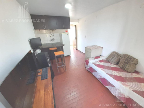 Imagen 4 de 28 de Monoambiente - Castelar Norte - Balcon