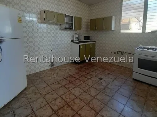 Casa En El Sector Genoves Lc