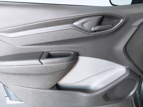 Imagem 9 de 15 de 150617 - Chevrolet Onix 2018 Com Garantia