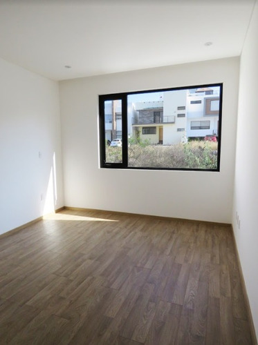 Imagen 21 de 28 de Casa En Renta/venta En Zibatá, Querétaro