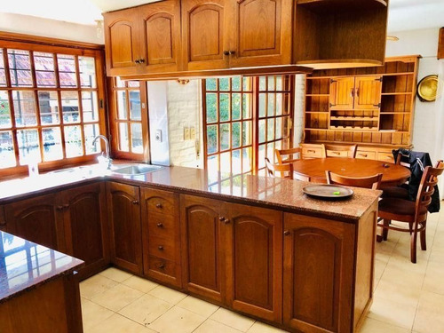 Casa En Venta De 4 Dormitorios En Cantegril