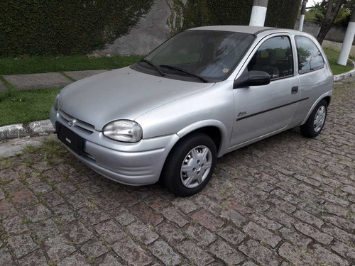 Chevrolet Corsa Wind 1.0 2 Portas Cor Prata 89.000km